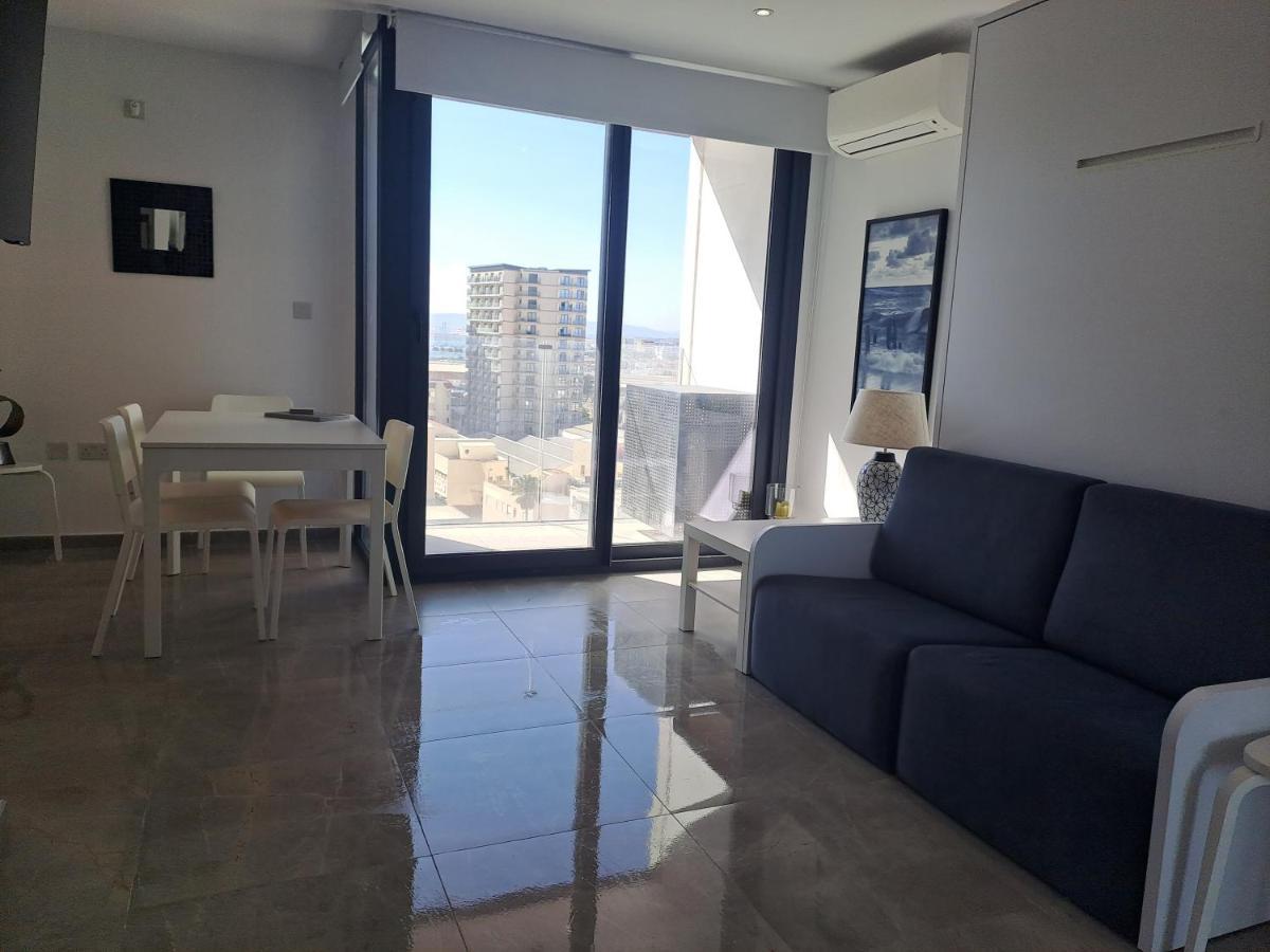 Beautiful Studio In Gibraltar - E1 Luaran gambar