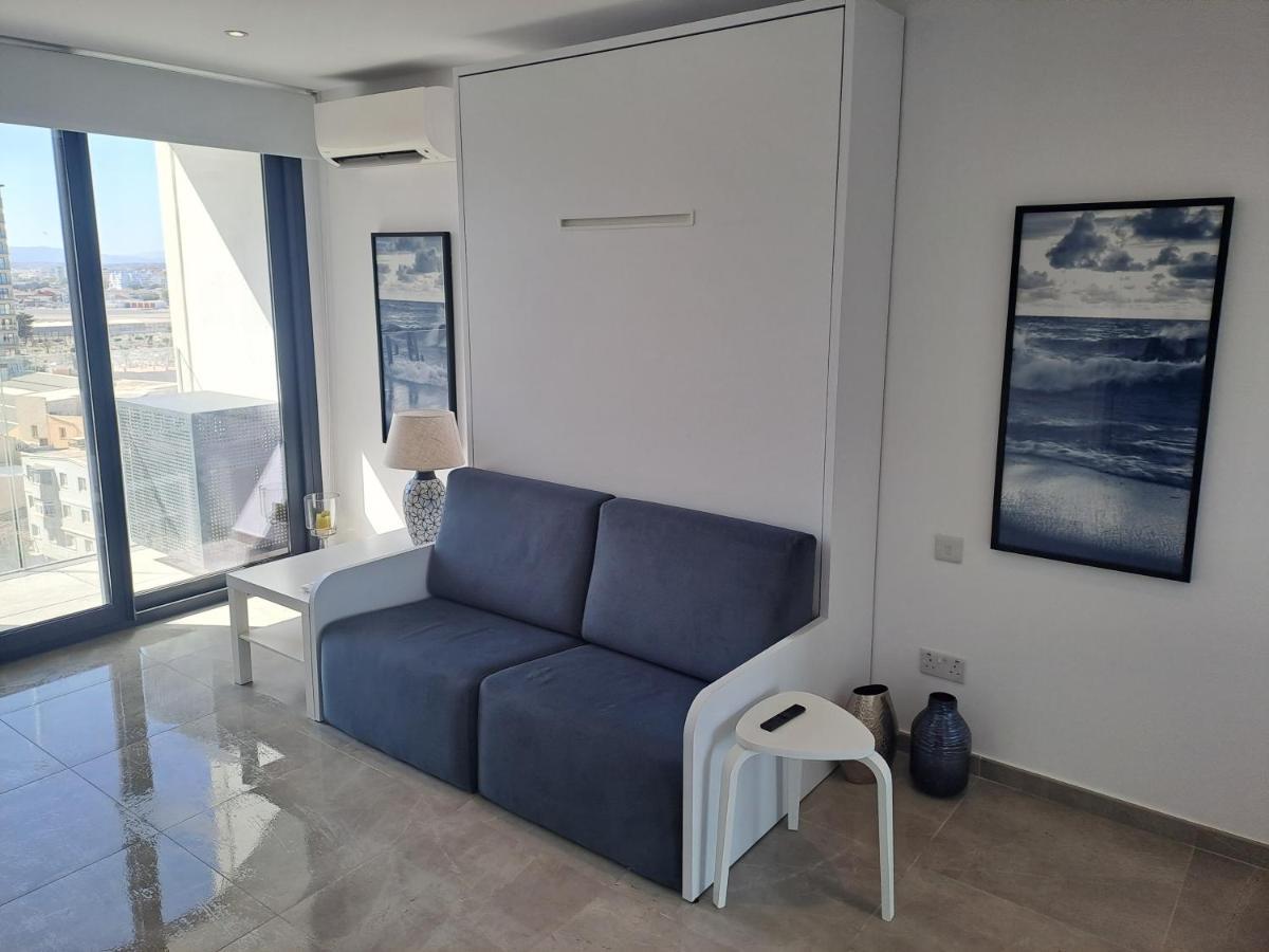 Beautiful Studio In Gibraltar - E1 Luaran gambar