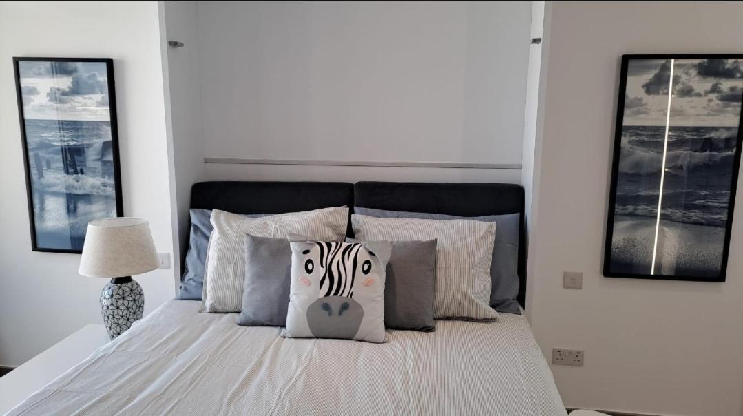 Beautiful Studio In Gibraltar - E1 Luaran gambar