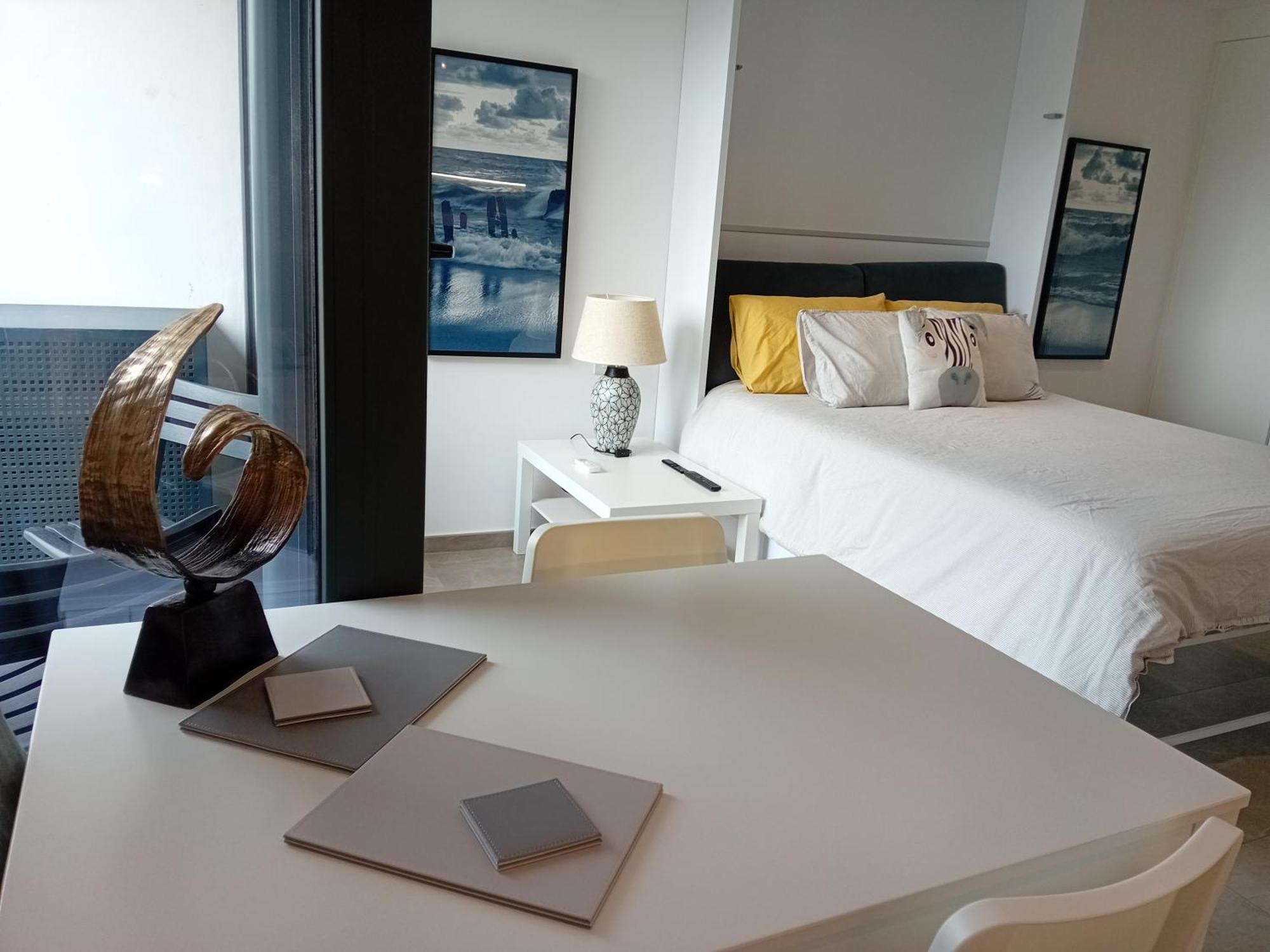 Beautiful Studio In Gibraltar - E1 Luaran gambar